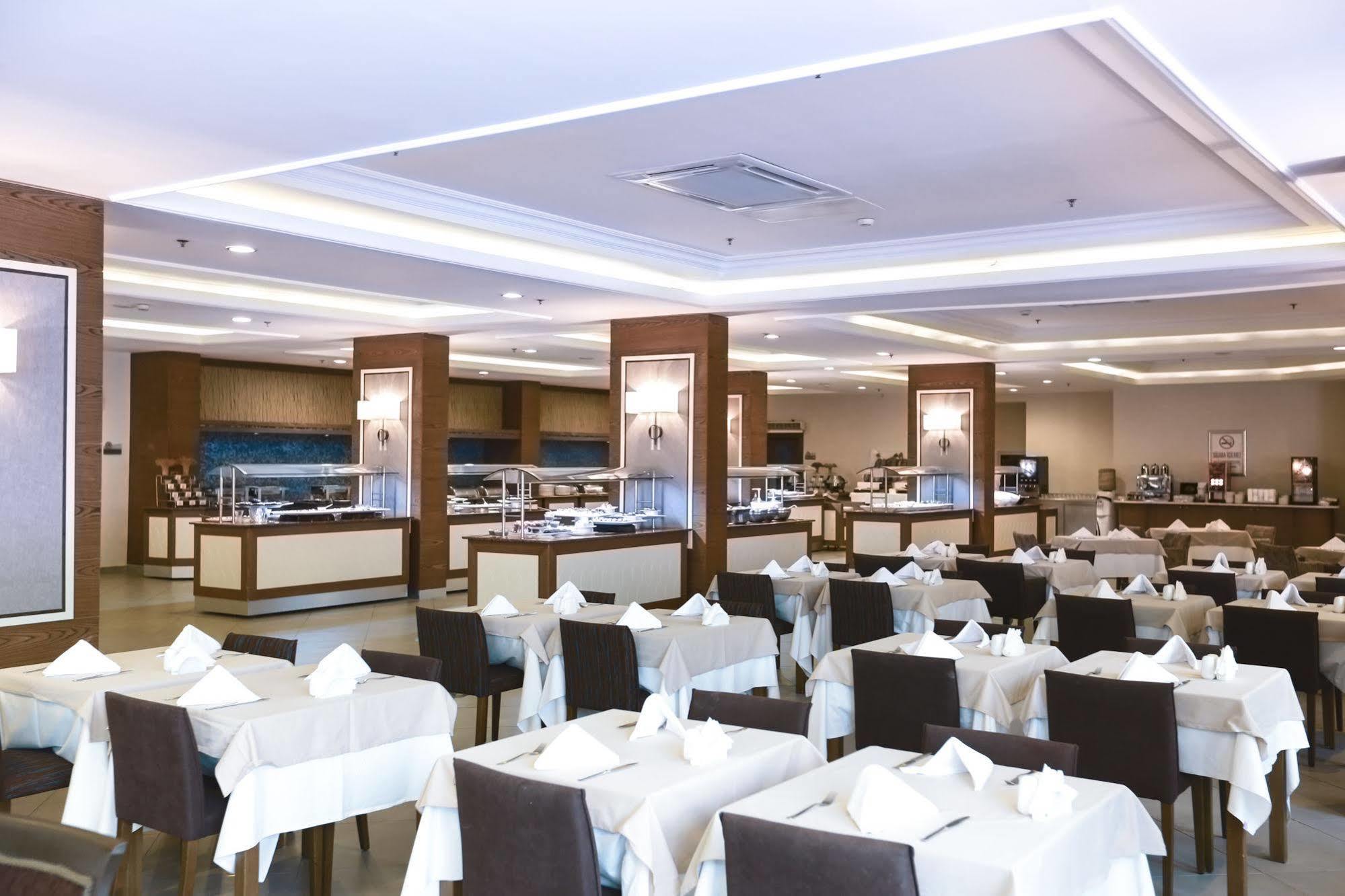 אלאניה Insula Resort & Spa מראה חיצוני תמונה